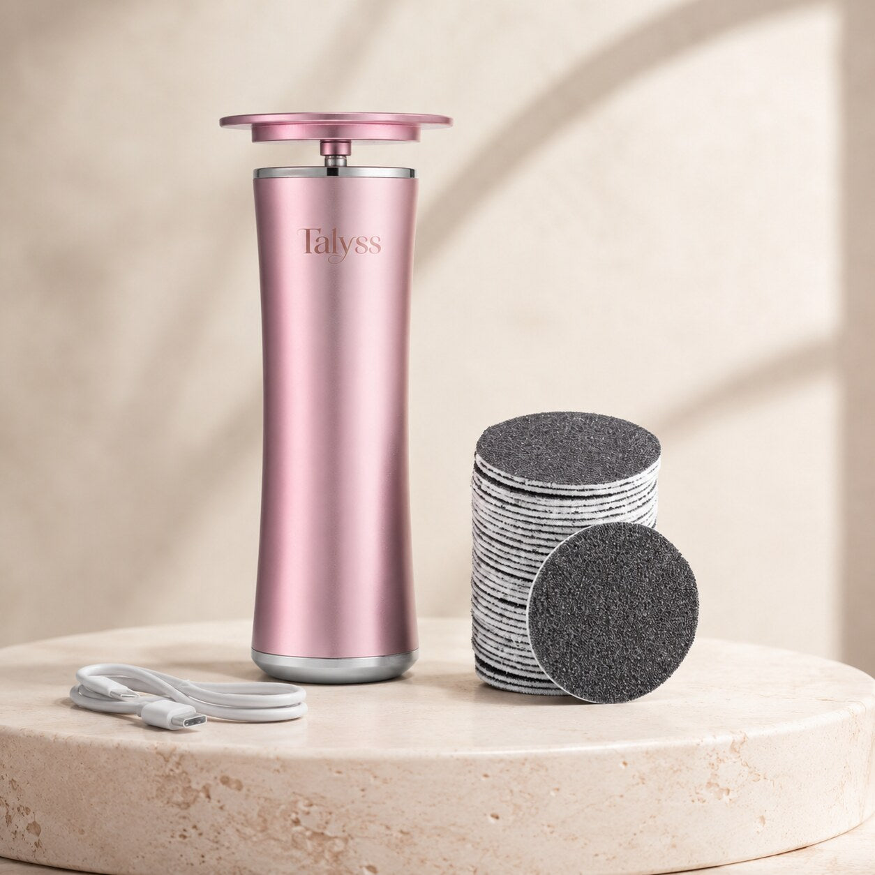Ponceuse pieds Talyss avec câble USB-C fourni et disques abrasifs de rechange